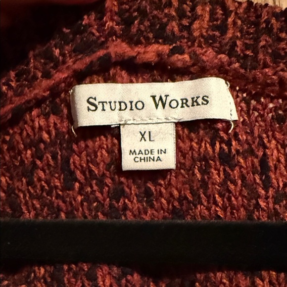 Women's Red Knitted Sweater - Picture 3 of 4